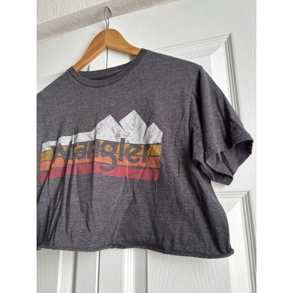 Wrangler T-Shirt Cropped Women’s Small Gray Short Sleeve Graphic Round Neck - Picture 2 of 4